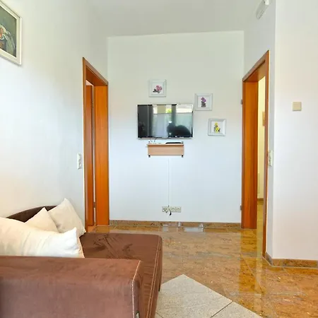 Appartamento Fuer 3 Personen Ca 32 Qm In Porec, Istrien Istrische Riviera Porec