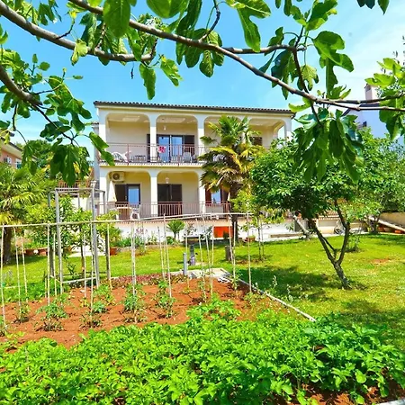 Fuer 3 Personen Ca 32 Qm In Porec, Istrien Istrische Riviera Apartment Porec