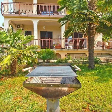 Fuer 3 Personen Ca 32 Qm In Porec, Istrien Istrische Riviera *